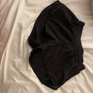lululemon hotty shorts